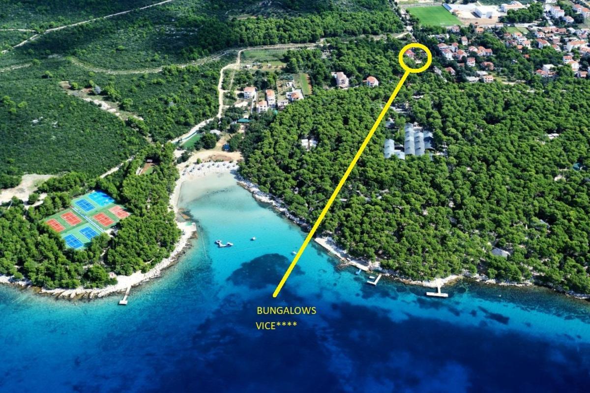 Bungalow Vice With Pool Pakoštane Esterno foto