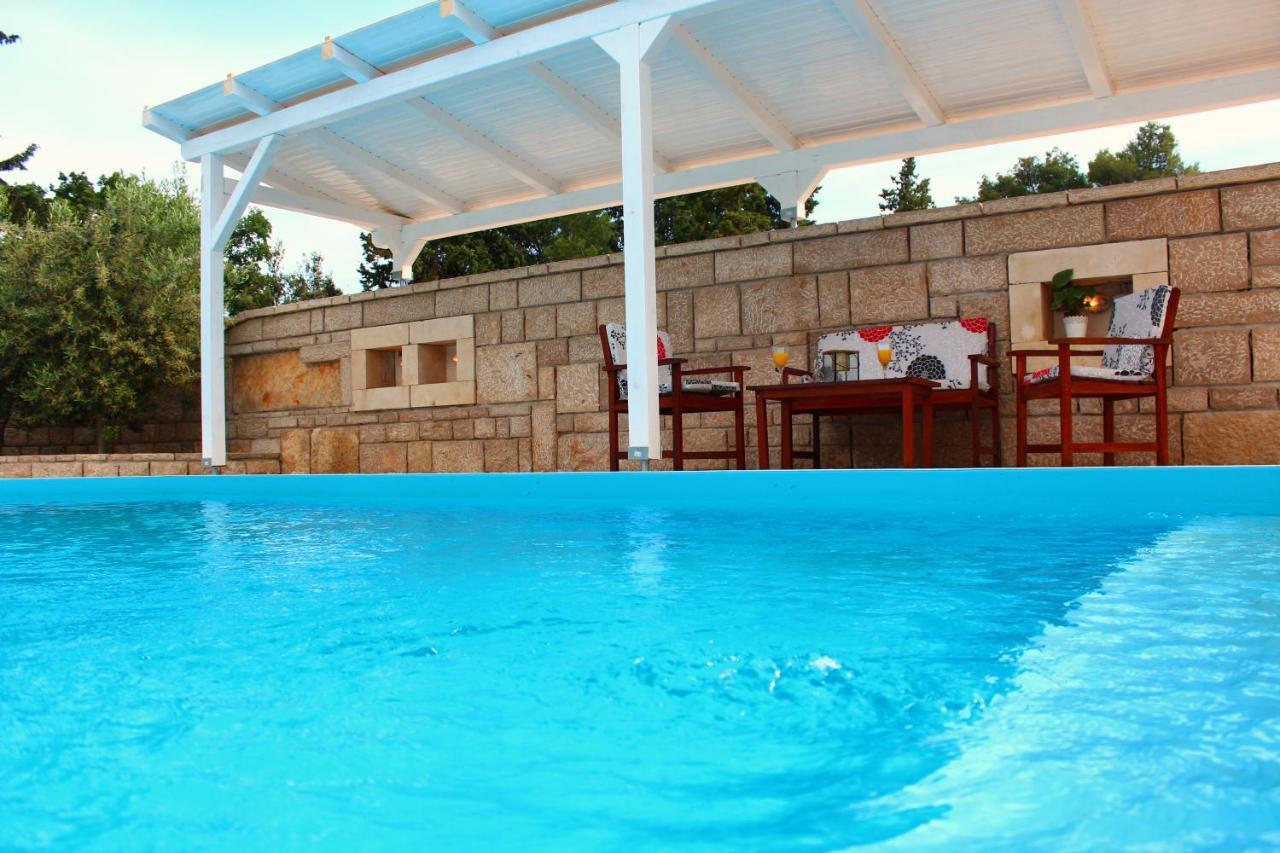 Bungalow Vice With Pool Pakoštane Esterno foto